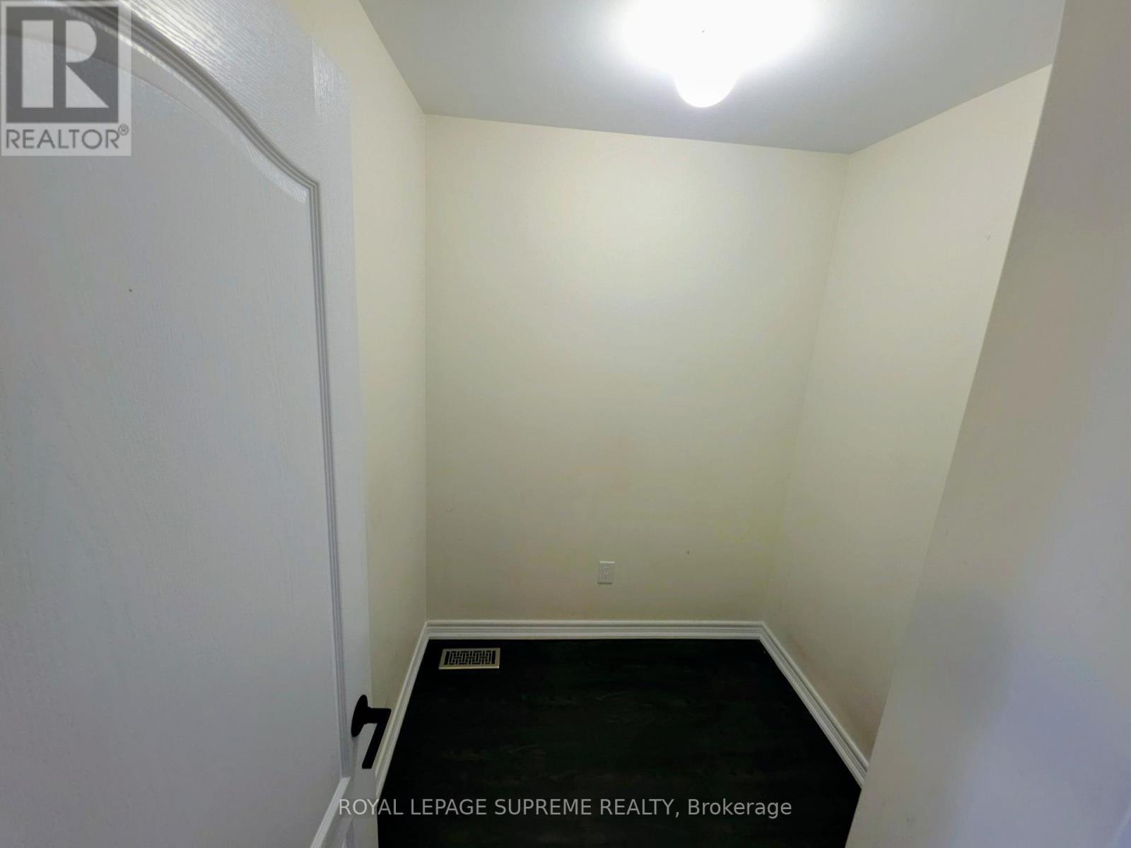 527 Vaughan Court, Milton, Ontario  L9T 8A7 - Photo 24 - W12953770