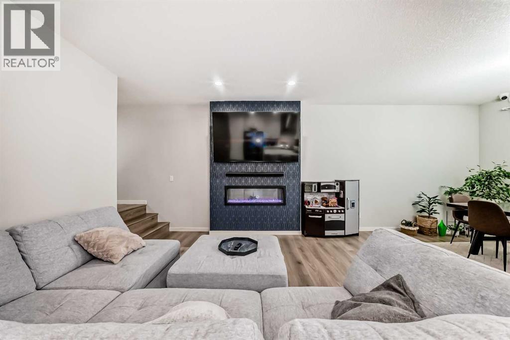 54 Seton Manor Se, Calgary, Alberta  T3M 2V8 - Photo 10 - A2299141