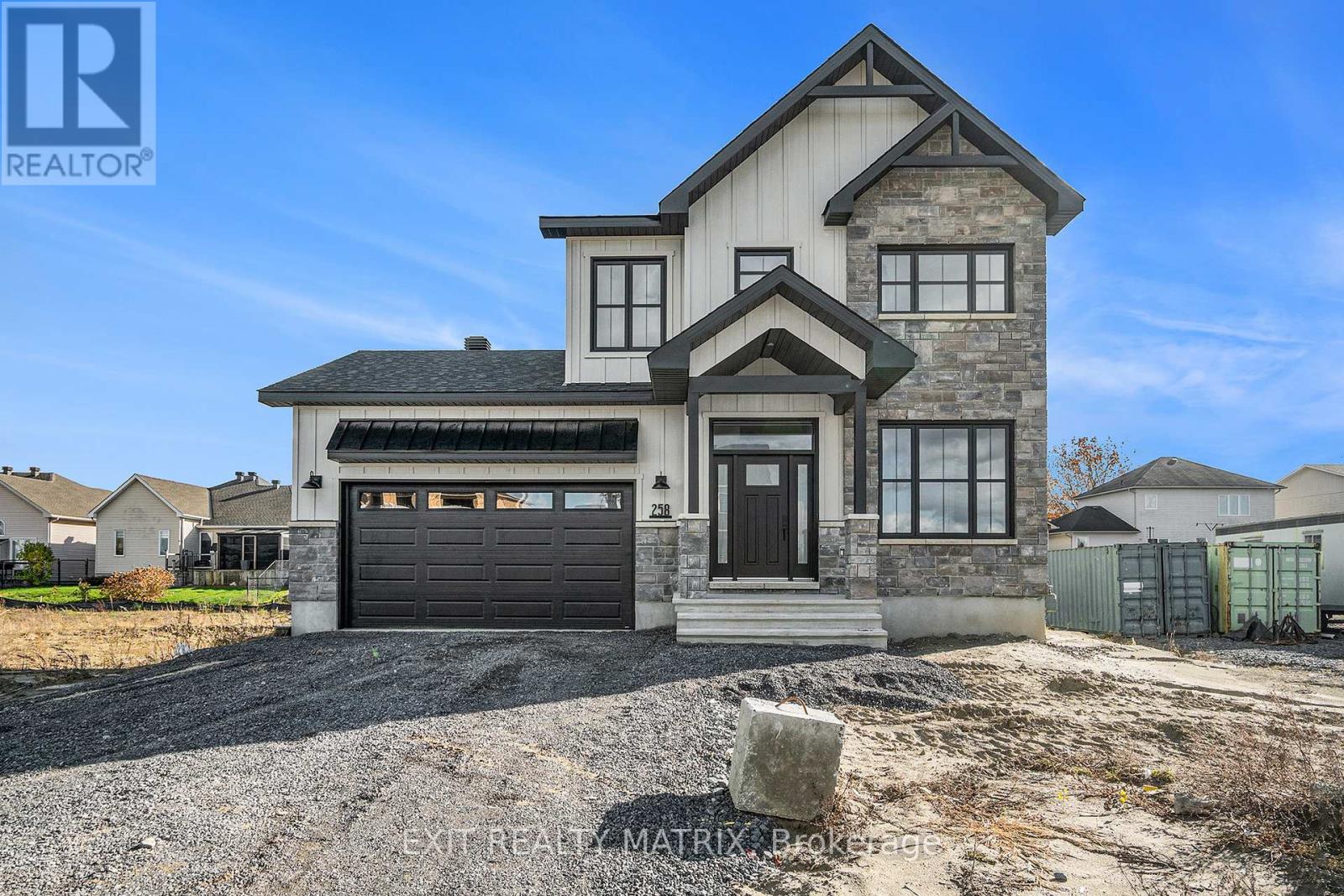 258 SAM AVENUE, Russell, Ontario