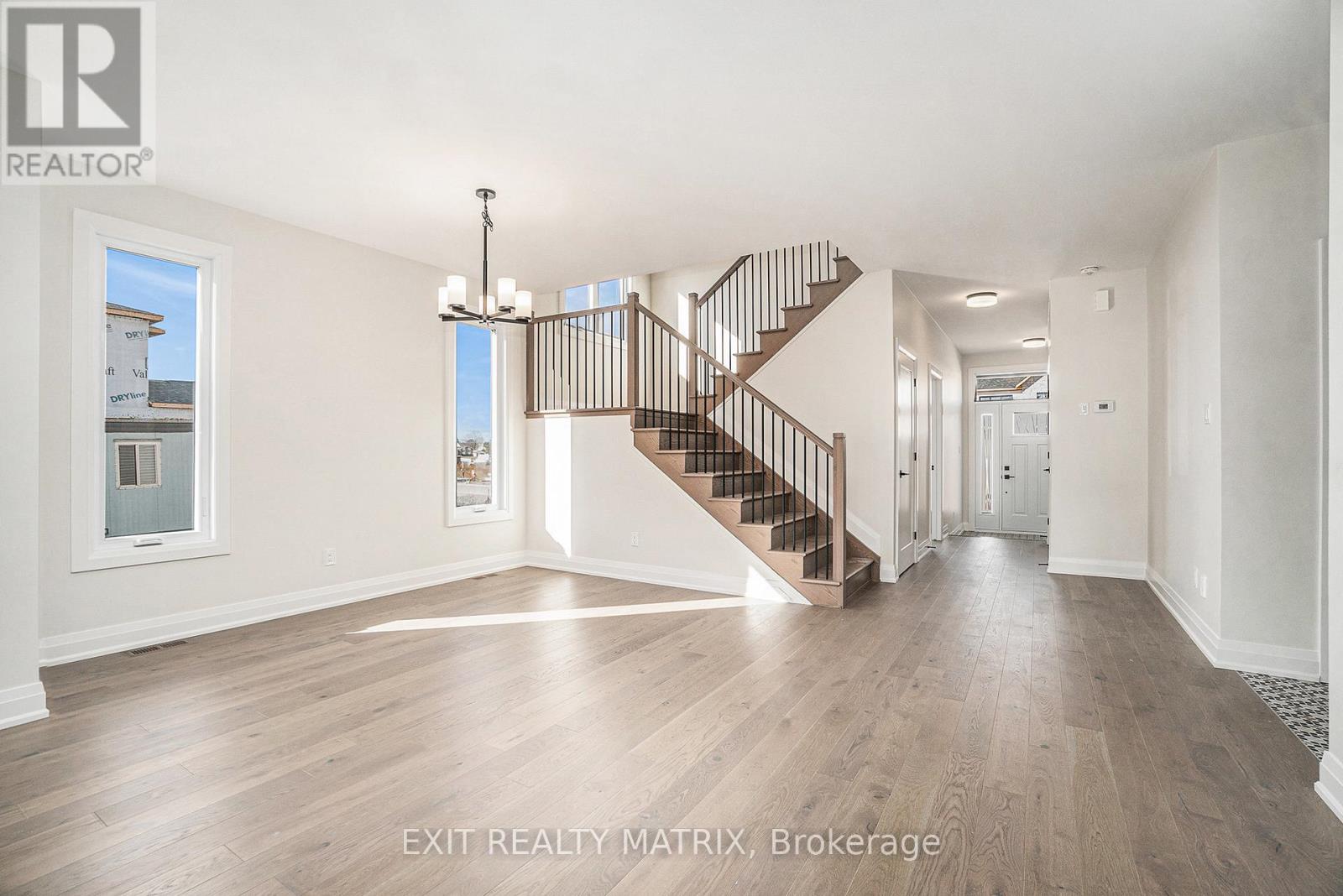 258 Sam Avenue, Russell, Ontario  K0A 1W0 - Photo 4 - X12703366