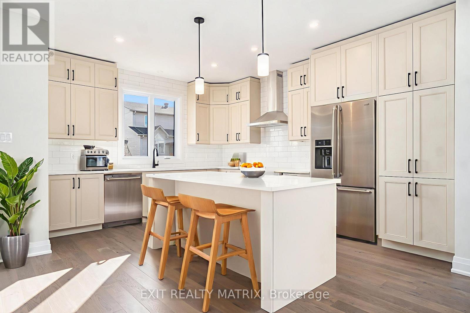 258 Sam Avenue, Russell, Ontario  K0A 1W0 - Photo 6 - X12703366