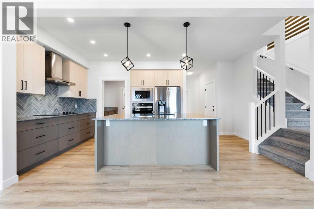 212 Belmont Park SW, Calgary, Alberta  T2X 5T7 - Photo 7 - A2294077