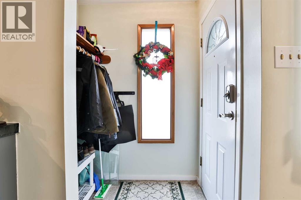 2618 20 Avenue S, Lethbridge, Alberta  T1K 1G7 - Photo 2 - A2299265