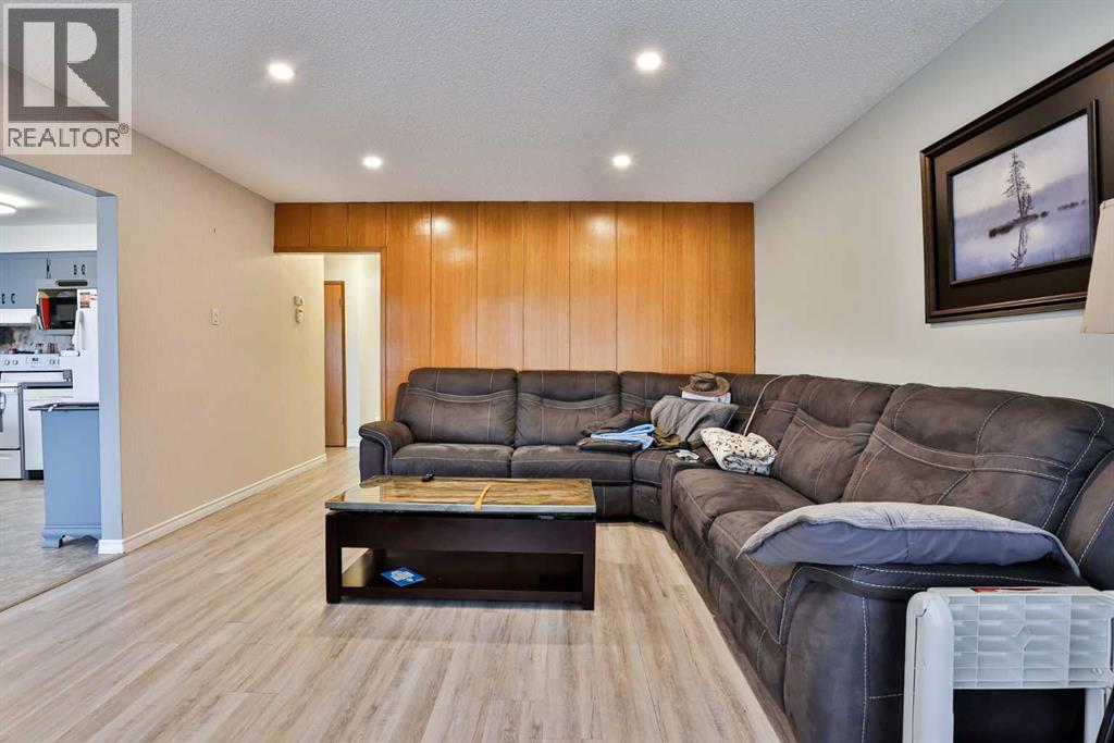 2618 20 Avenue S, Lethbridge, Alberta  T1K 1G7 - Photo 5 - A2299265