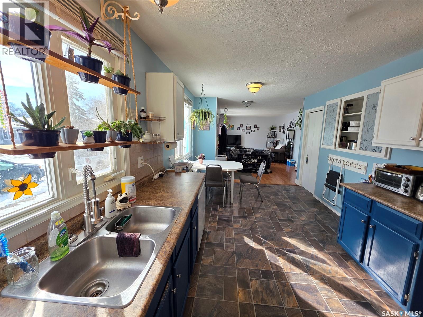 520 Dennis Street, Herbert, Saskatchewan  S0H 2A0 - Photo 5 - SK030586