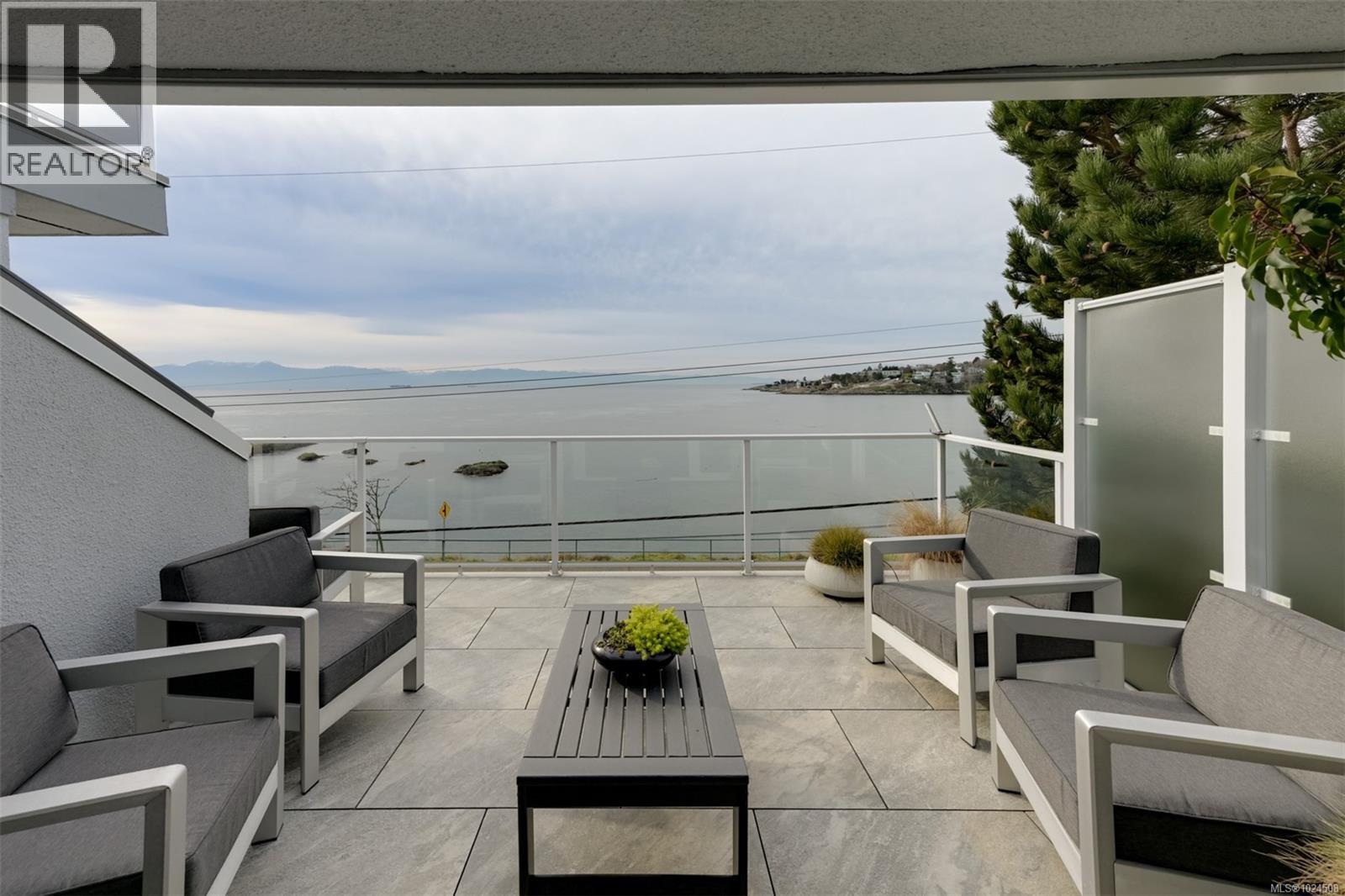 554 Beach Dr, Oak Bay, British Columbia  V8S 2M5 - Photo 13 - 1024508