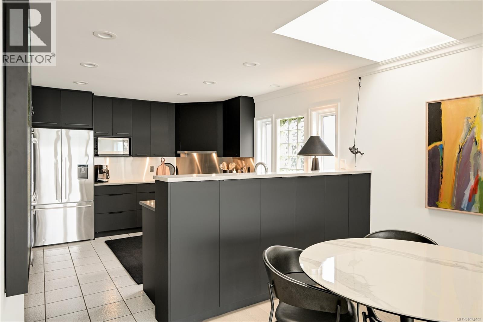 554 Beach Dr, Oak Bay, British Columbia  V8S 2M5 - Photo 20 - 1024508