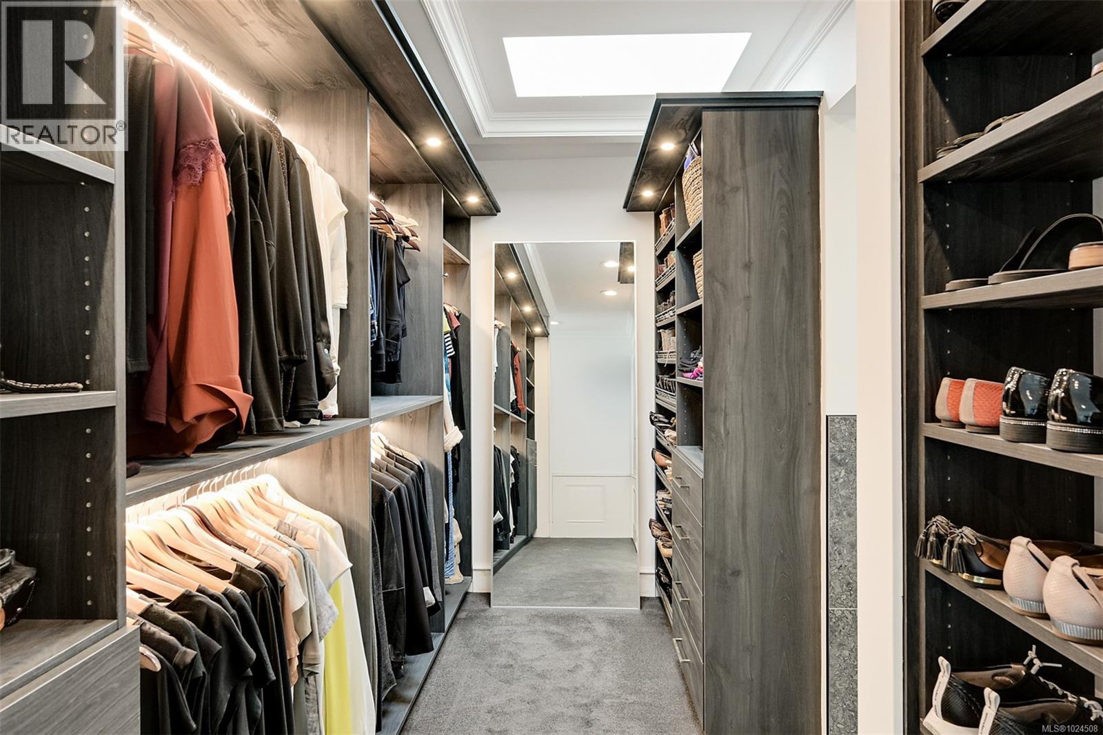 554 Beach Dr, Oak Bay, British Columbia  V8S 2M5 - Photo 42 - 1024508