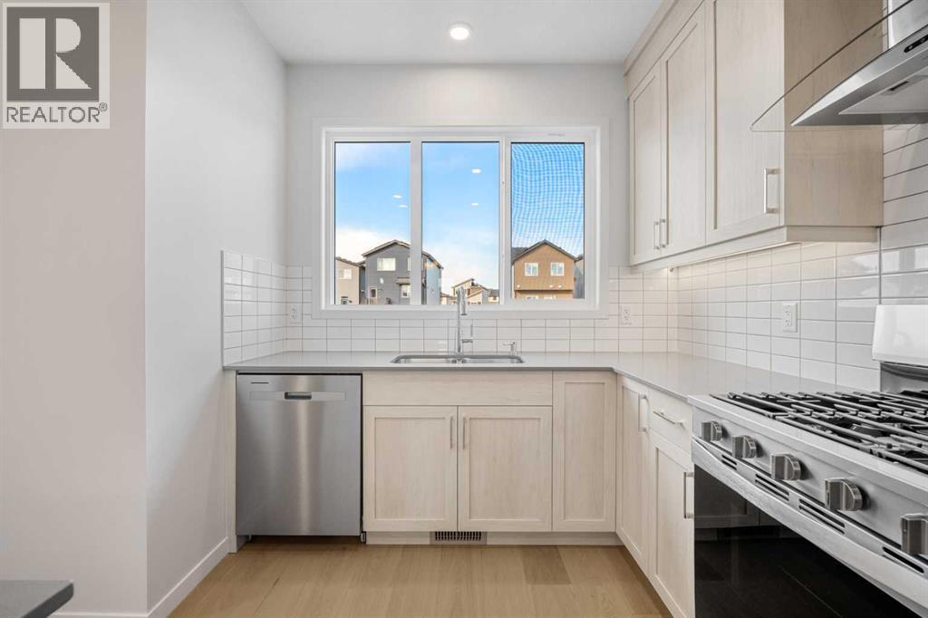 118 Wolf Hollow Terrace Se, Calgary, Alberta  T2X 6C5 - Photo 14 - A2288423