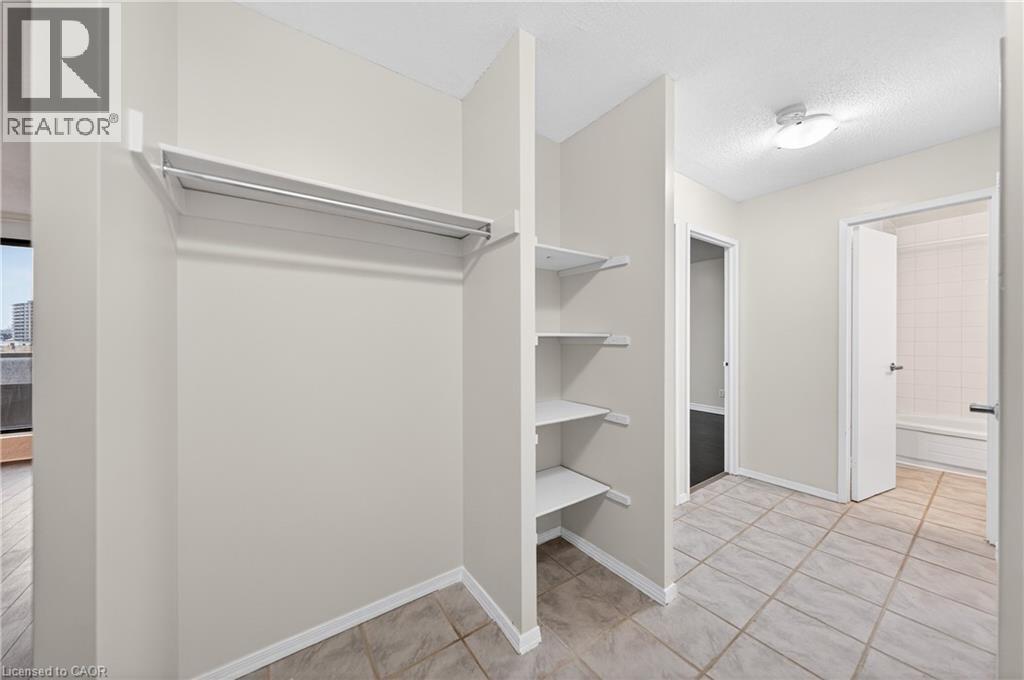 1100 Courtland Avenue E Unit# 605, Kitchener, Ontario  N2C 2H9 - Photo 9 - 40815895