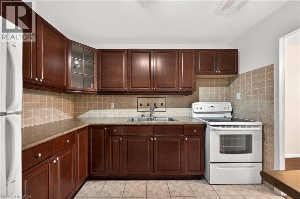 1100 Courtland Avenue E Unit# 605, Kitchener, Ontario  N2C 2H9 - Photo 15 - 40815895