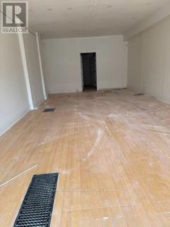 2615 Yonge Street, Toronto, Ontario  M4P 2J1 - Photo 2 - C12960412