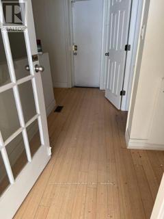 2615 Yonge Street, Toronto, Ontario  M4P 2J1 - Photo 3 - C12960412