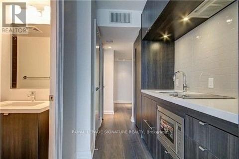 2013 - 155 Yorkville Avenue, Toronto, Ontario  M5R 1C4 - Photo 7 - C12960422