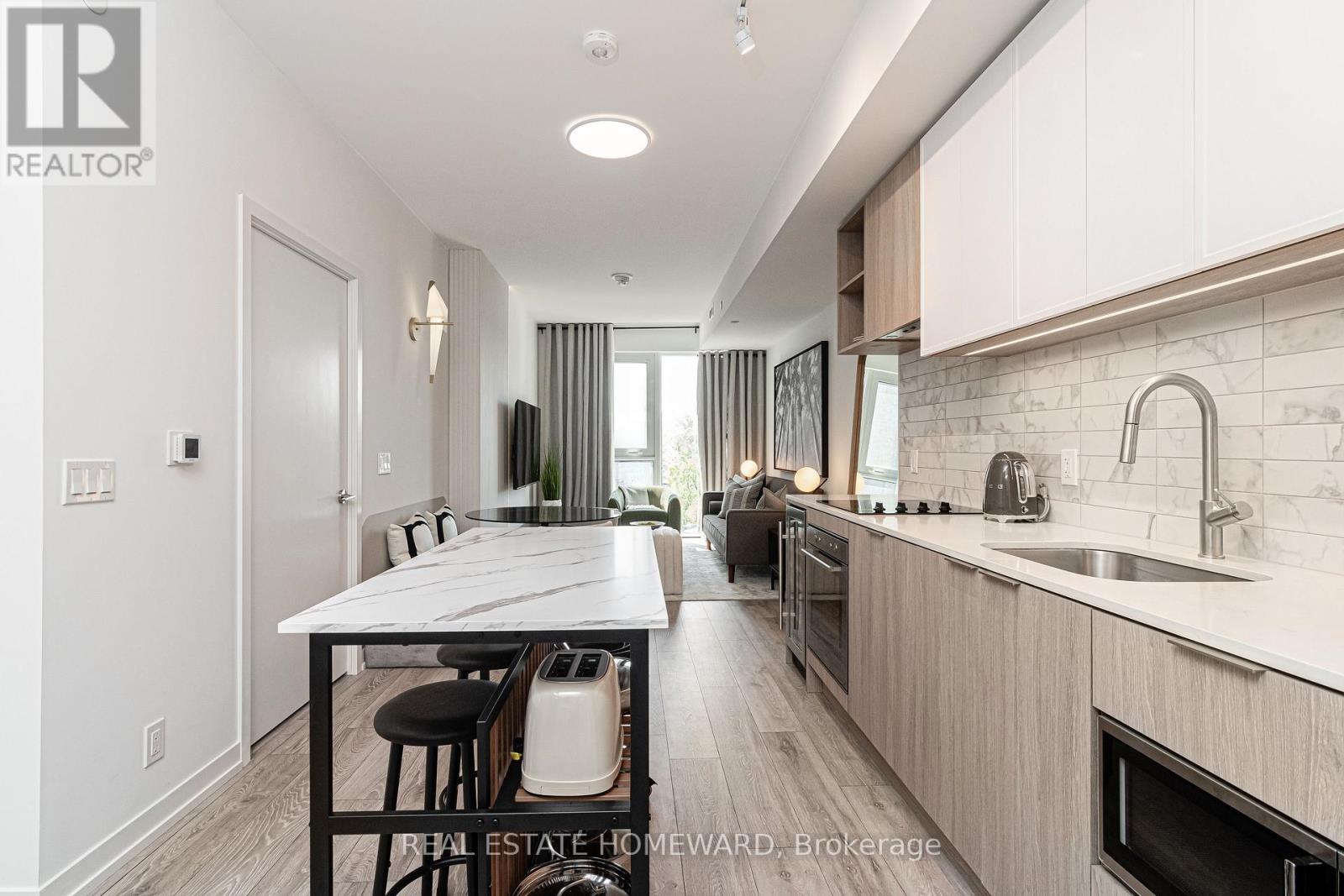 502 - 2020 Bathurst Street, Toronto, Ontario  M5P 0A6 - Photo 10 - C12960466