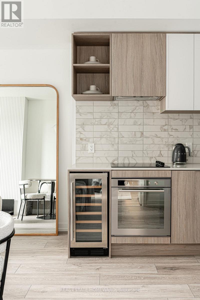 502 - 2020 Bathurst Street, Toronto, Ontario  M5P 0A6 - Photo 8 - C12960466