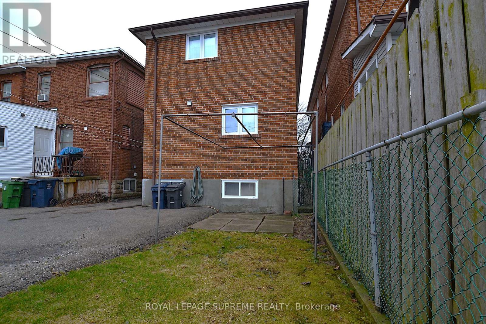 564 Christie Street, Toronto, Ontario  M6G 3E2 - Photo 25 - C12960470