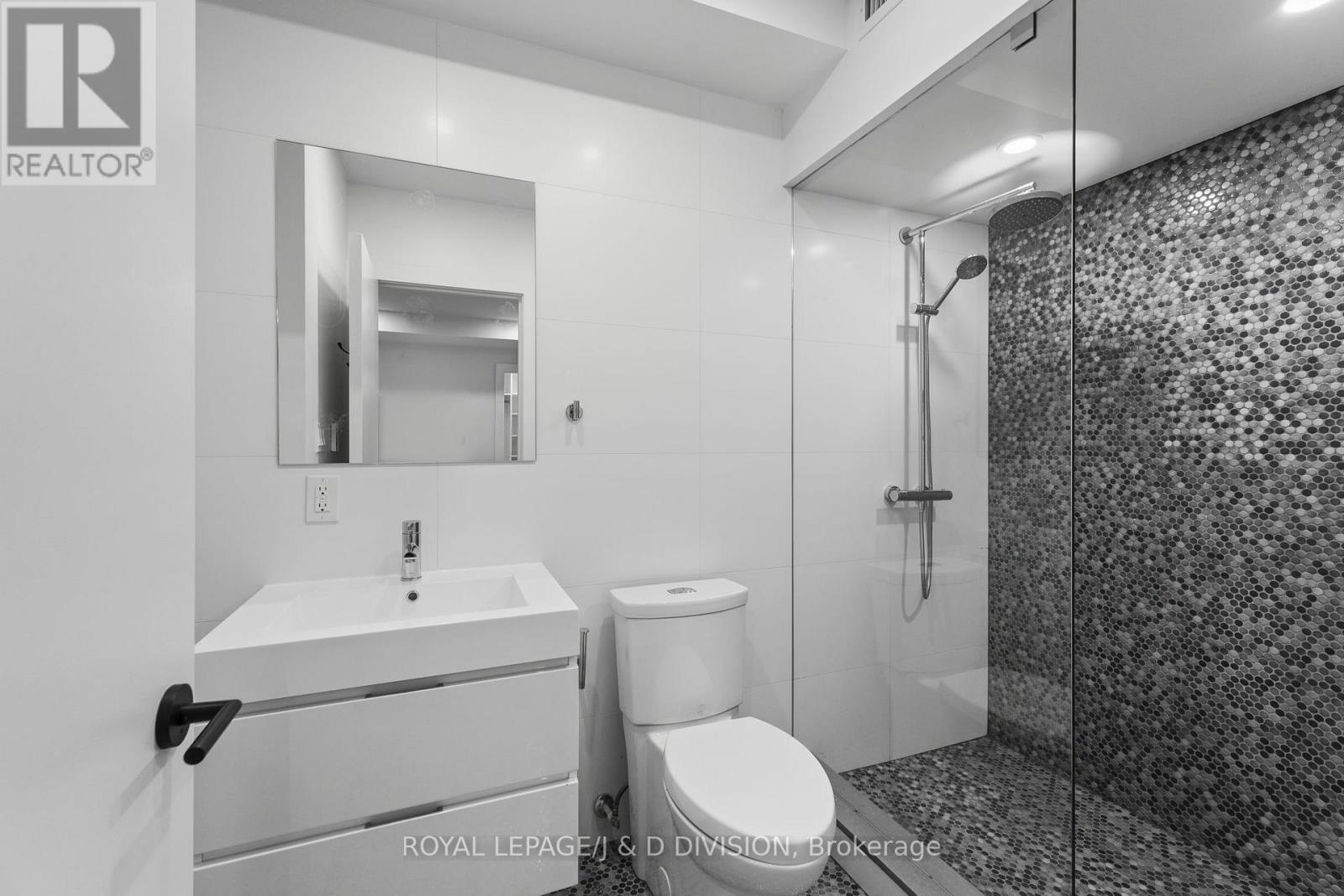 1 - 314 Lonsdale Road, Toronto, Ontario  M4V 1X4 - Photo 13 - C12960490