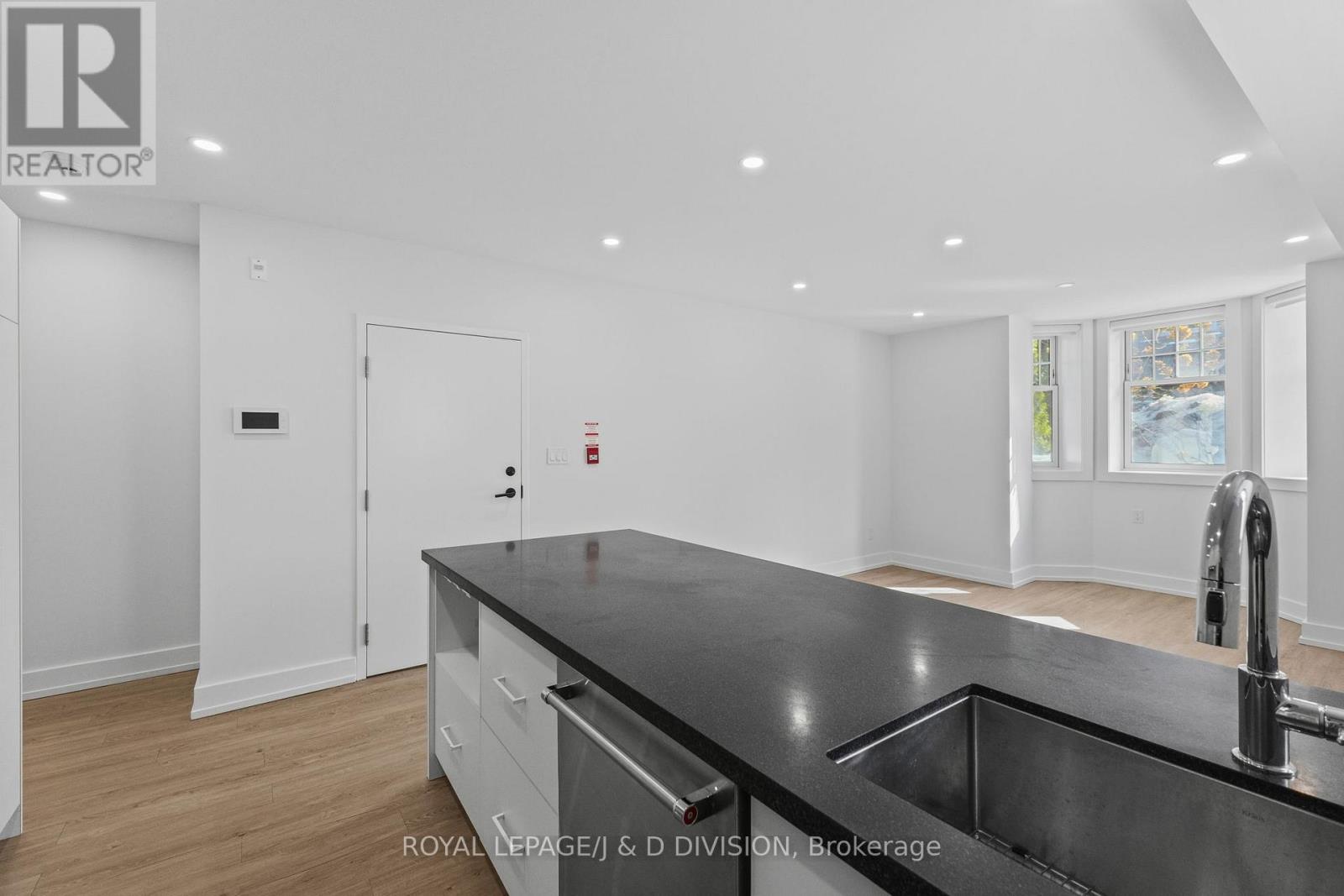 1 - 314 Lonsdale Road, Toronto, Ontario  M4V 1X4 - Photo 8 - C12960490