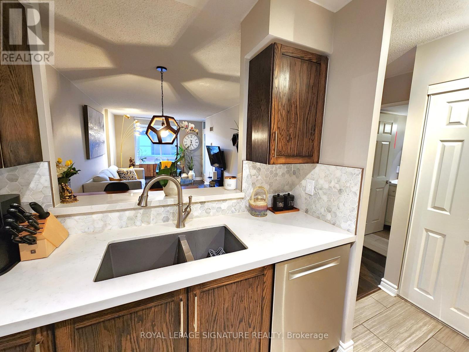 608 - 39 Parliament Street, Toronto, Ontario  M5A 4R2 - Photo 4 - C12960606