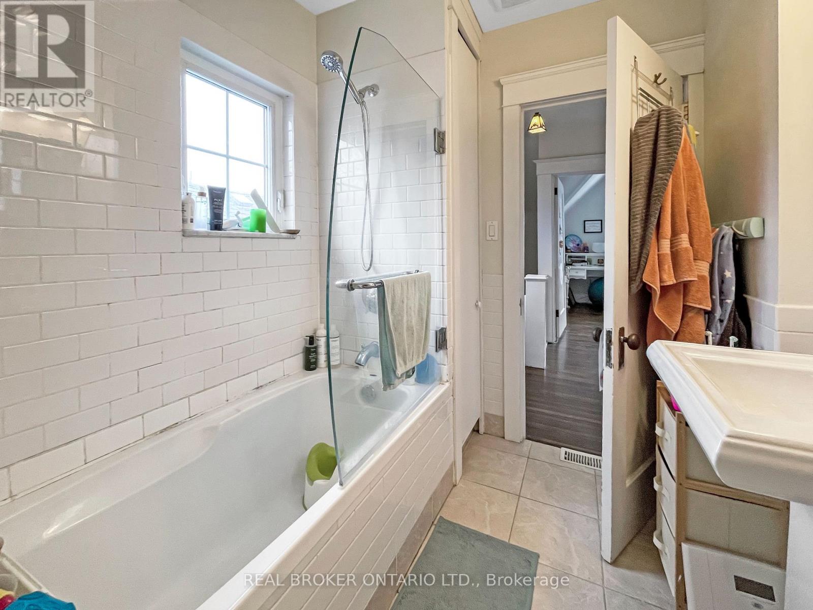 80 Courcelette Road, Toronto, Ontario  M1N 2T2 - Photo 24 - E12960460