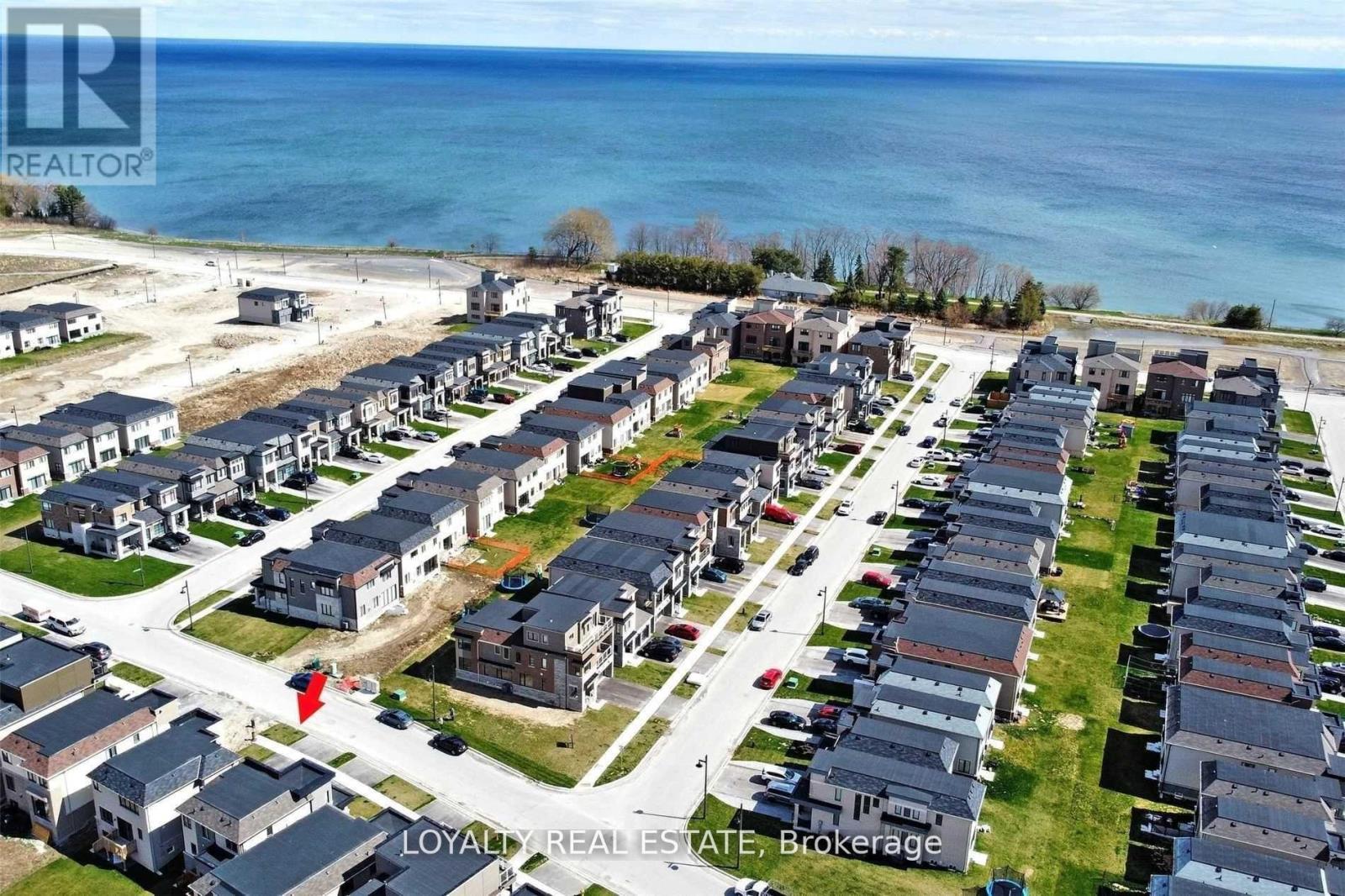 127 Yacht Drive, Clarington, Ontario  L1C 4A7 - Photo 3 - E12960468