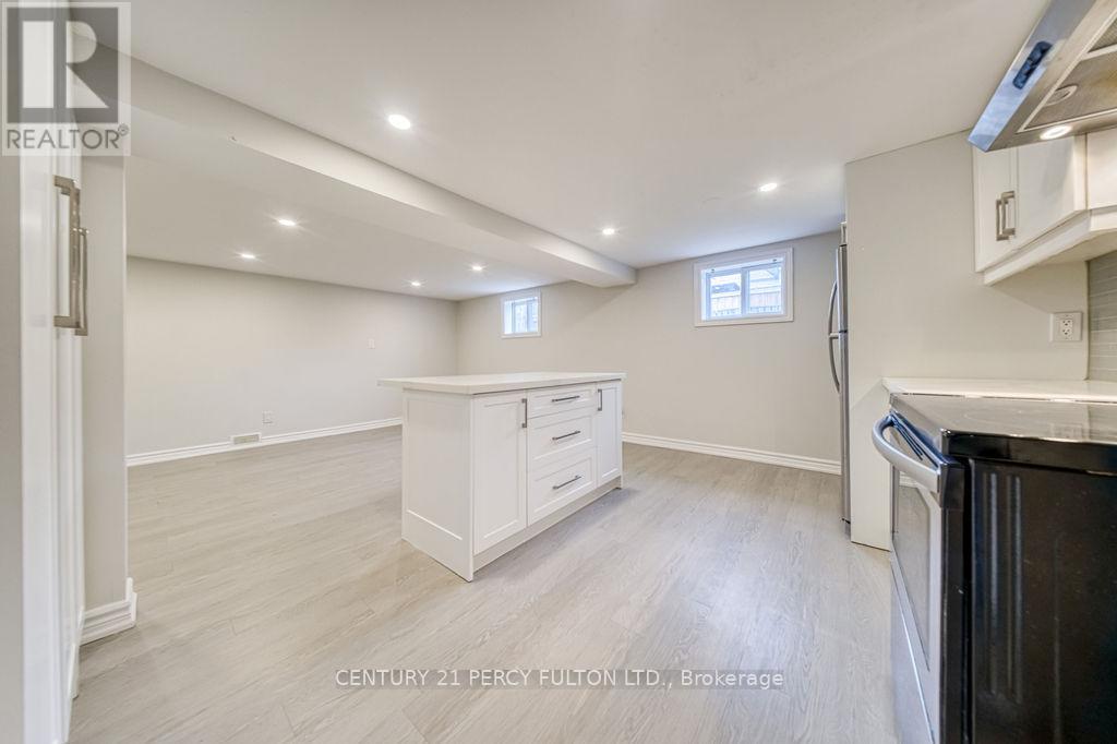 Lower - 871 Liverpool Road, Pickering, Ontario  L1W 1S3 - Photo 4 - E12960488