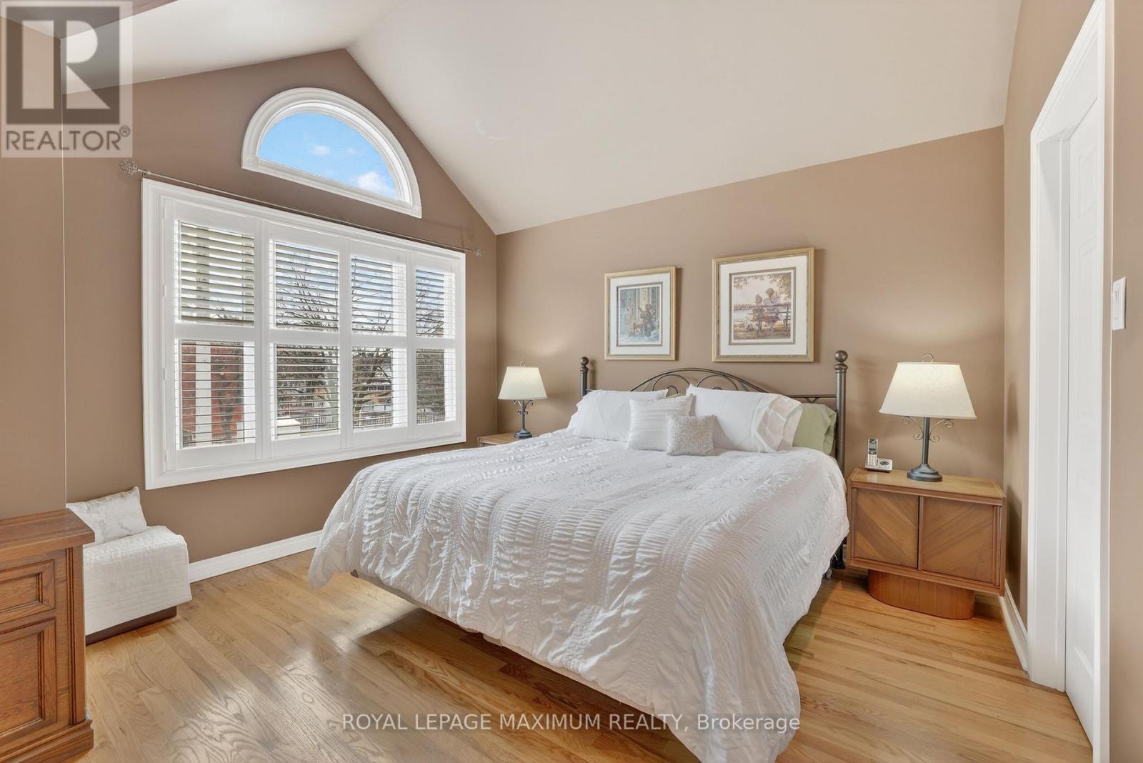 163 Durant Avenue, Toronto, Ontario  M4J 4W4 - Photo 16 - E12960526