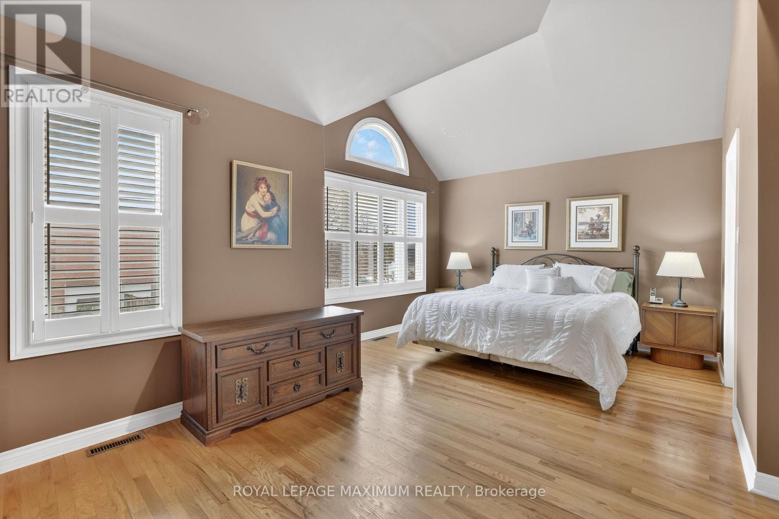 163 Durant Avenue, Toronto, Ontario  M4J 4W4 - Photo 17 - E12960526