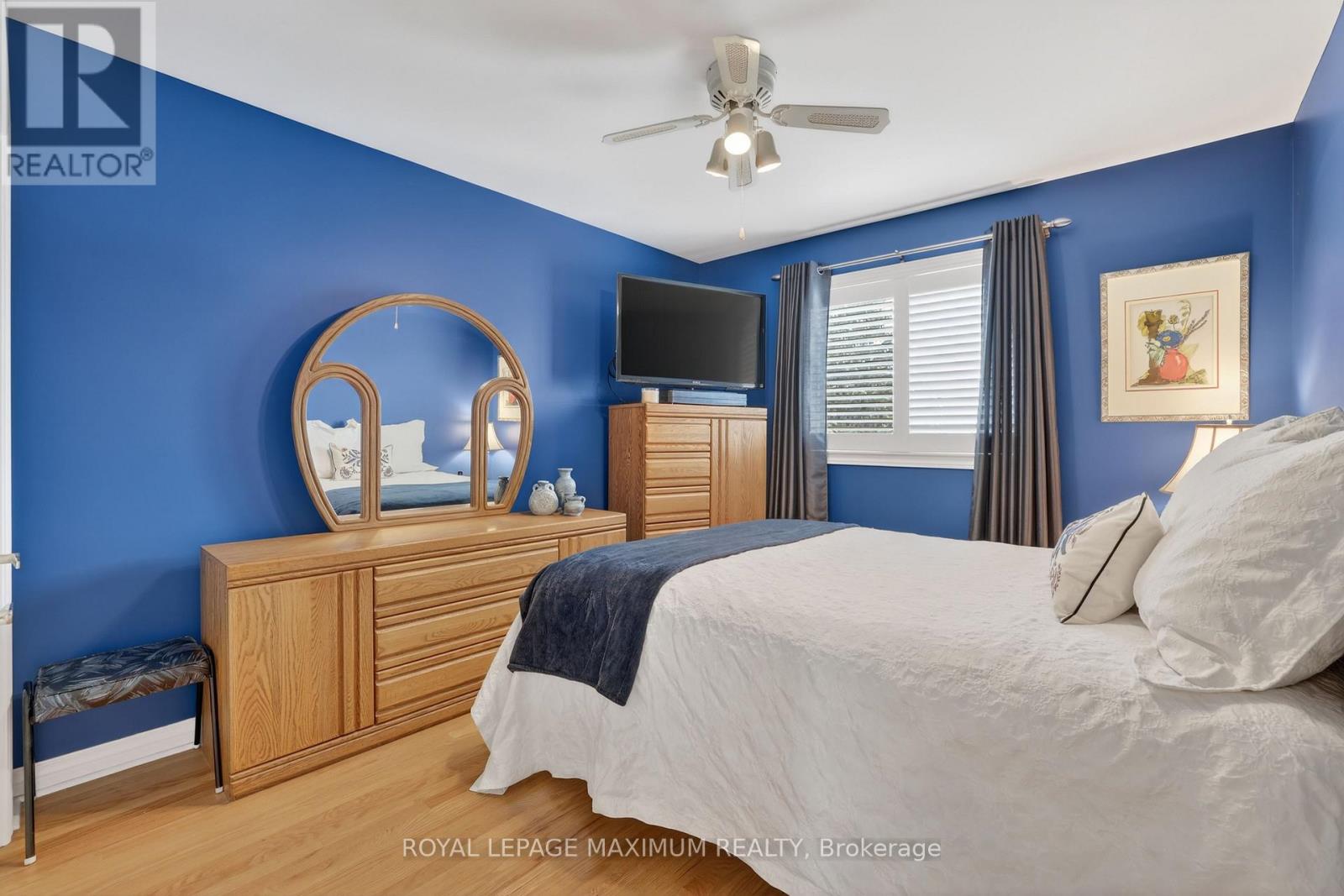 163 Durant Avenue, Toronto, Ontario  M4J 4W4 - Photo 19 - E12960526