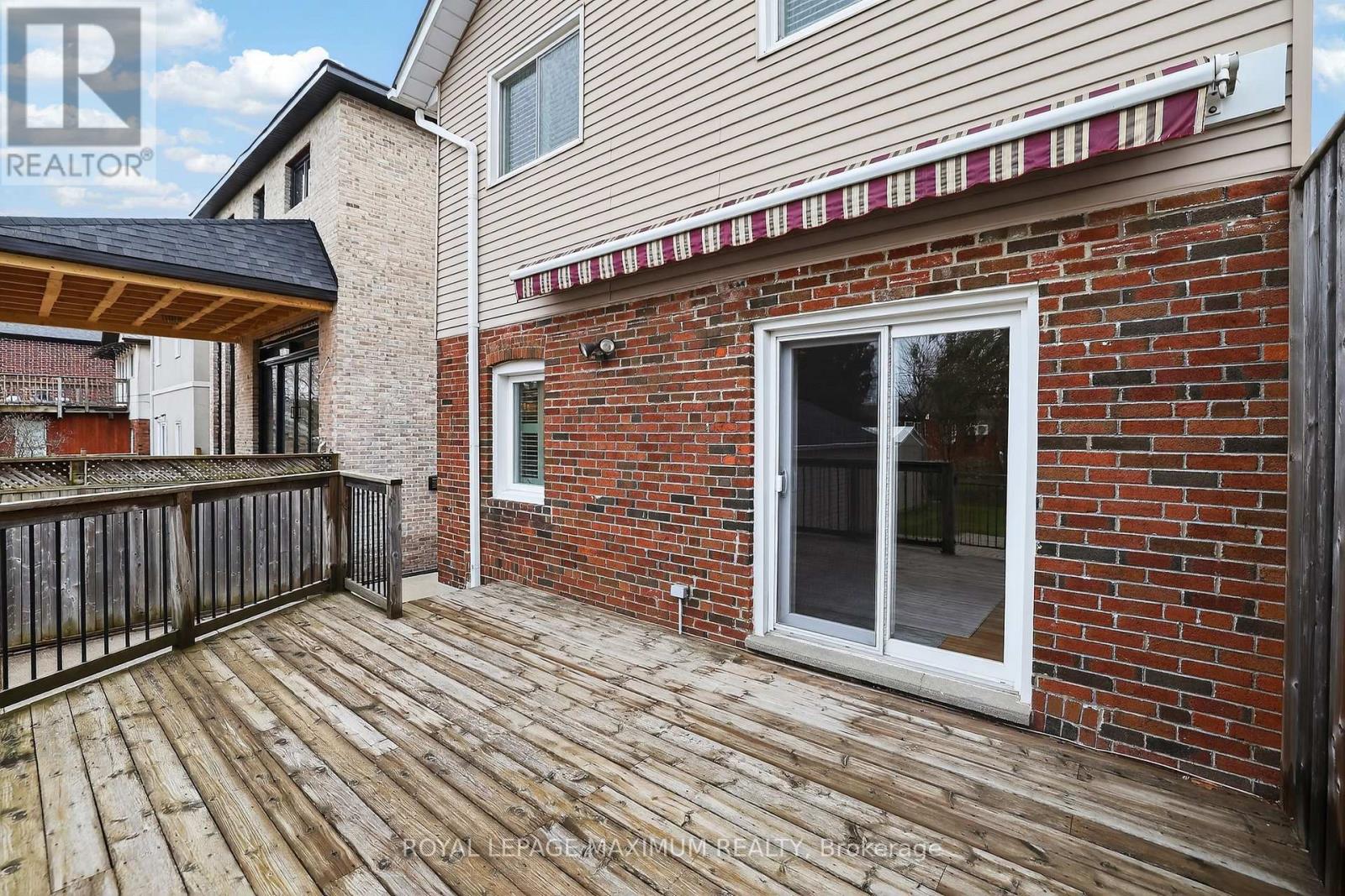 163 Durant Avenue, Toronto, Ontario  M4J 4W4 - Photo 34 - E12960526