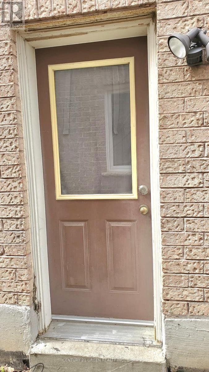 Bsmt - 23 Robideau Place, Whitby, Ontario  L1R 3G6 - Photo 2 - E12960562