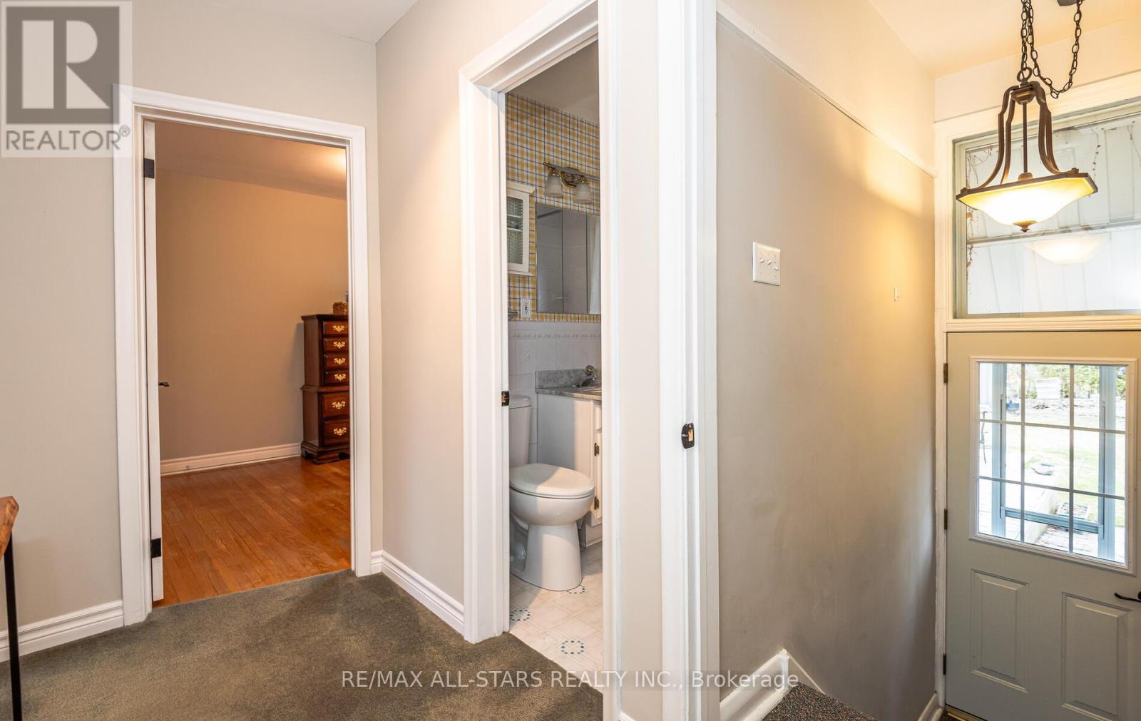 101 Hawthorn Avenue, Whitchurch-Stouffville, Ontario  L4A 4T1 - Photo 15 - N12960476