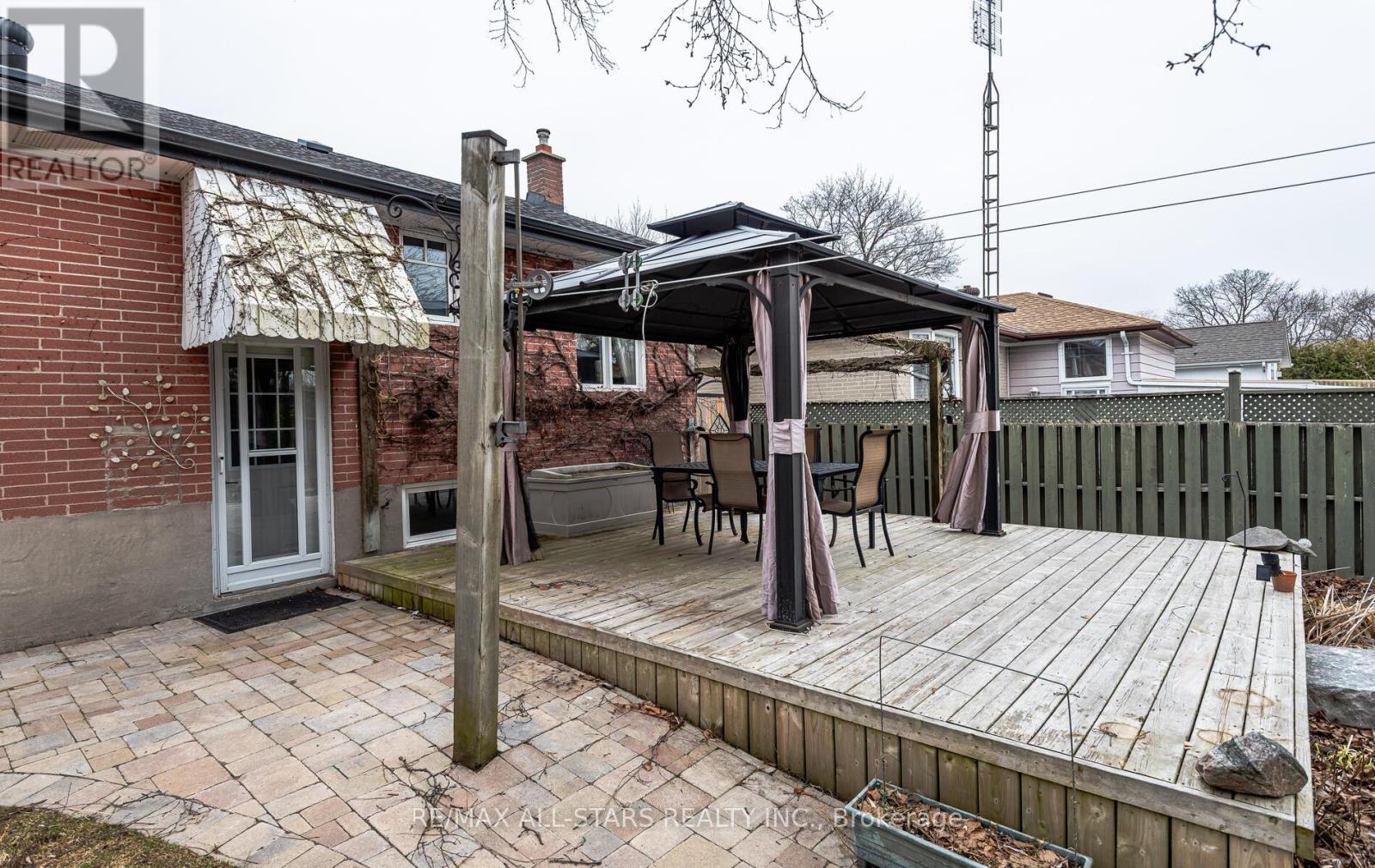 101 Hawthorn Avenue, Whitchurch-Stouffville, Ontario  L4A 4T1 - Photo 26 - N12960476