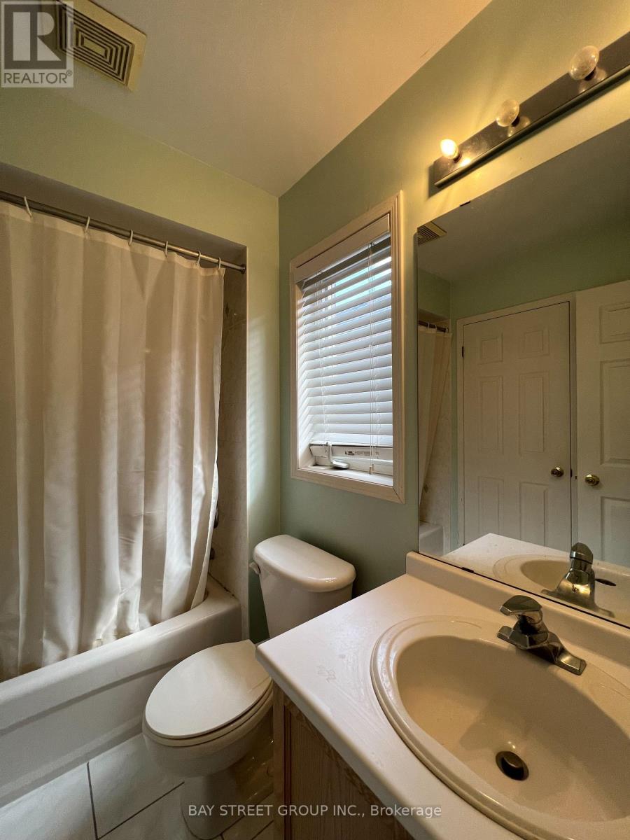 348 Shirley Drive, Richmond Hill, Ontario  L4S 2N4 - Photo 8 - N12960522