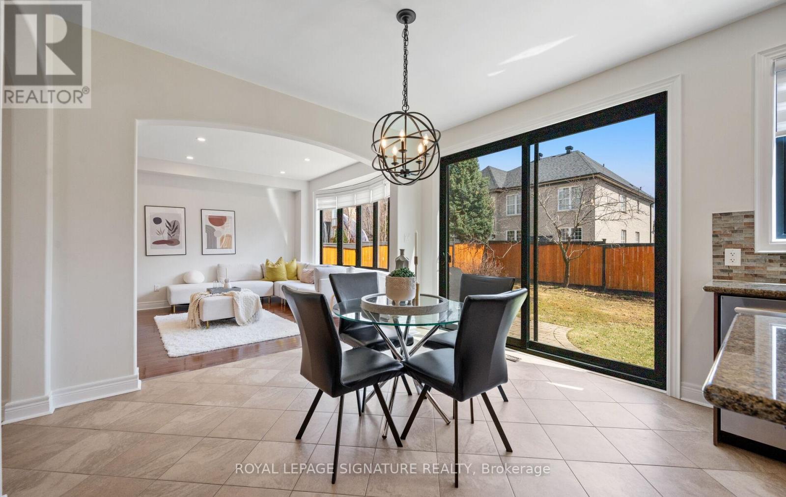 57 Sir Francesco Street, Vaughan, Ontario  L6A 0E6 - Photo 10 - N12960530