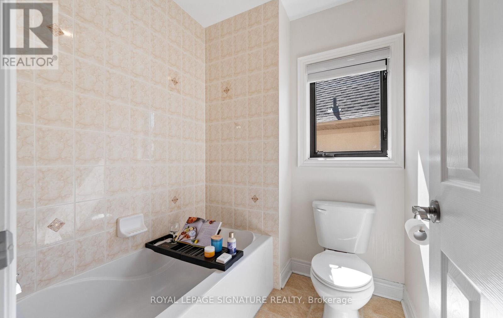 57 Sir Francesco Street, Vaughan, Ontario  L6A 0E6 - Photo 25 - N12960530