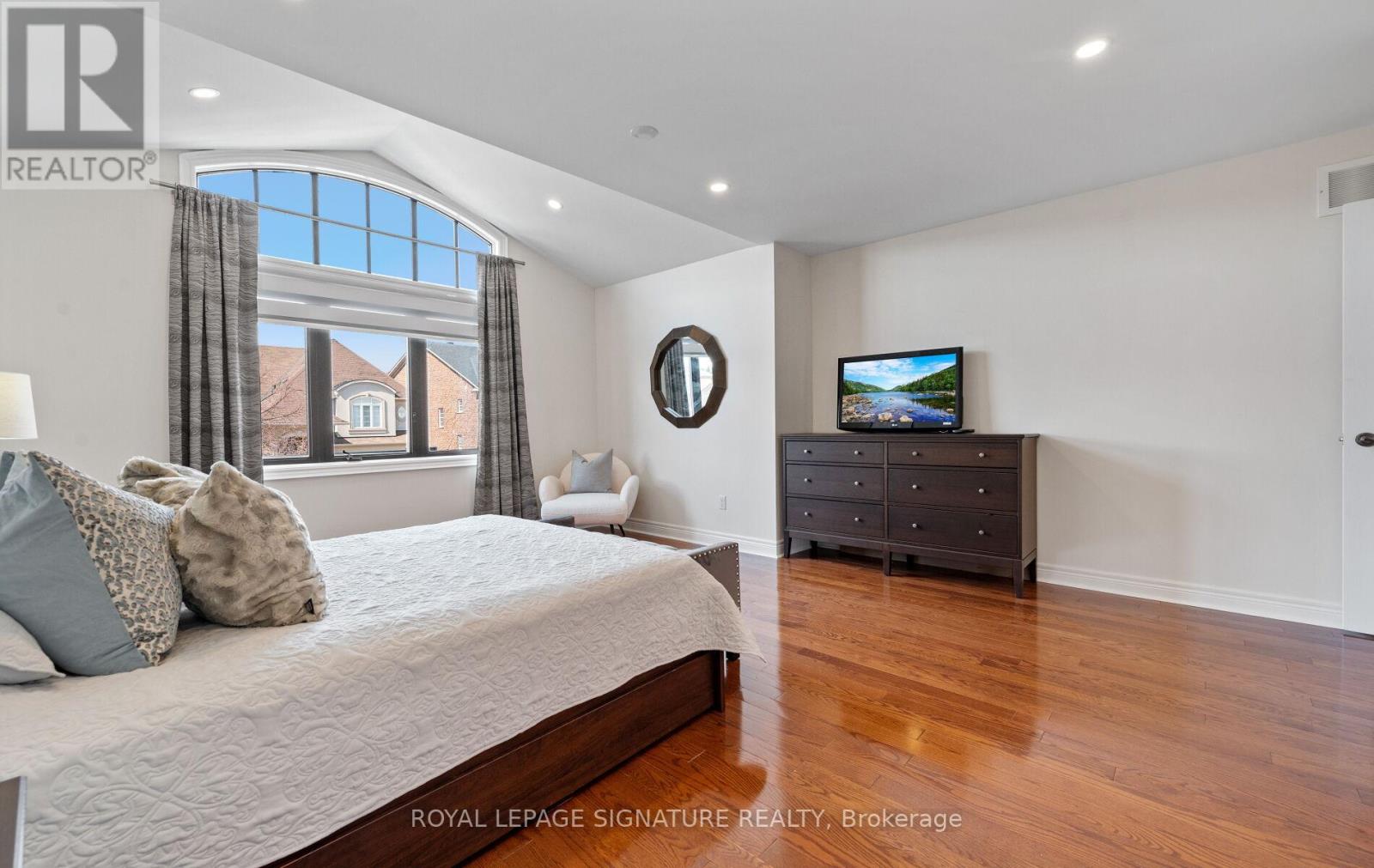 57 Sir Francesco Street, Vaughan, Ontario  L6A 0E6 - Photo 27 - N12960530