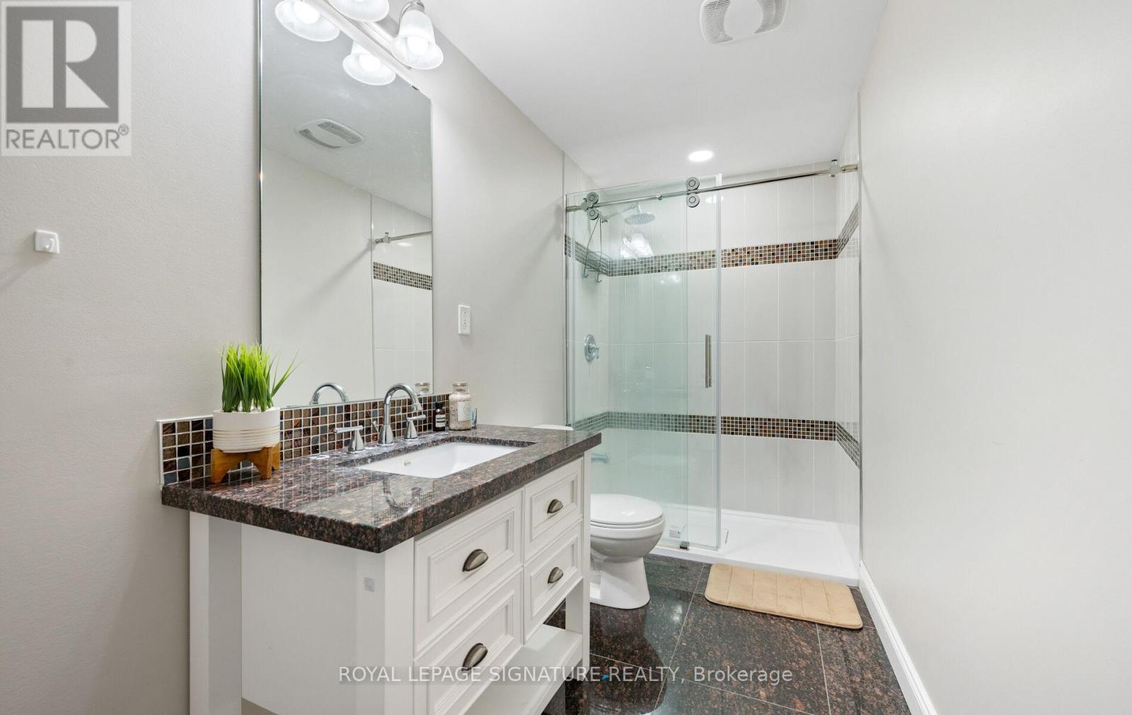 57 Sir Francesco Street, Vaughan, Ontario  L6A 0E6 - Photo 36 - N12960530