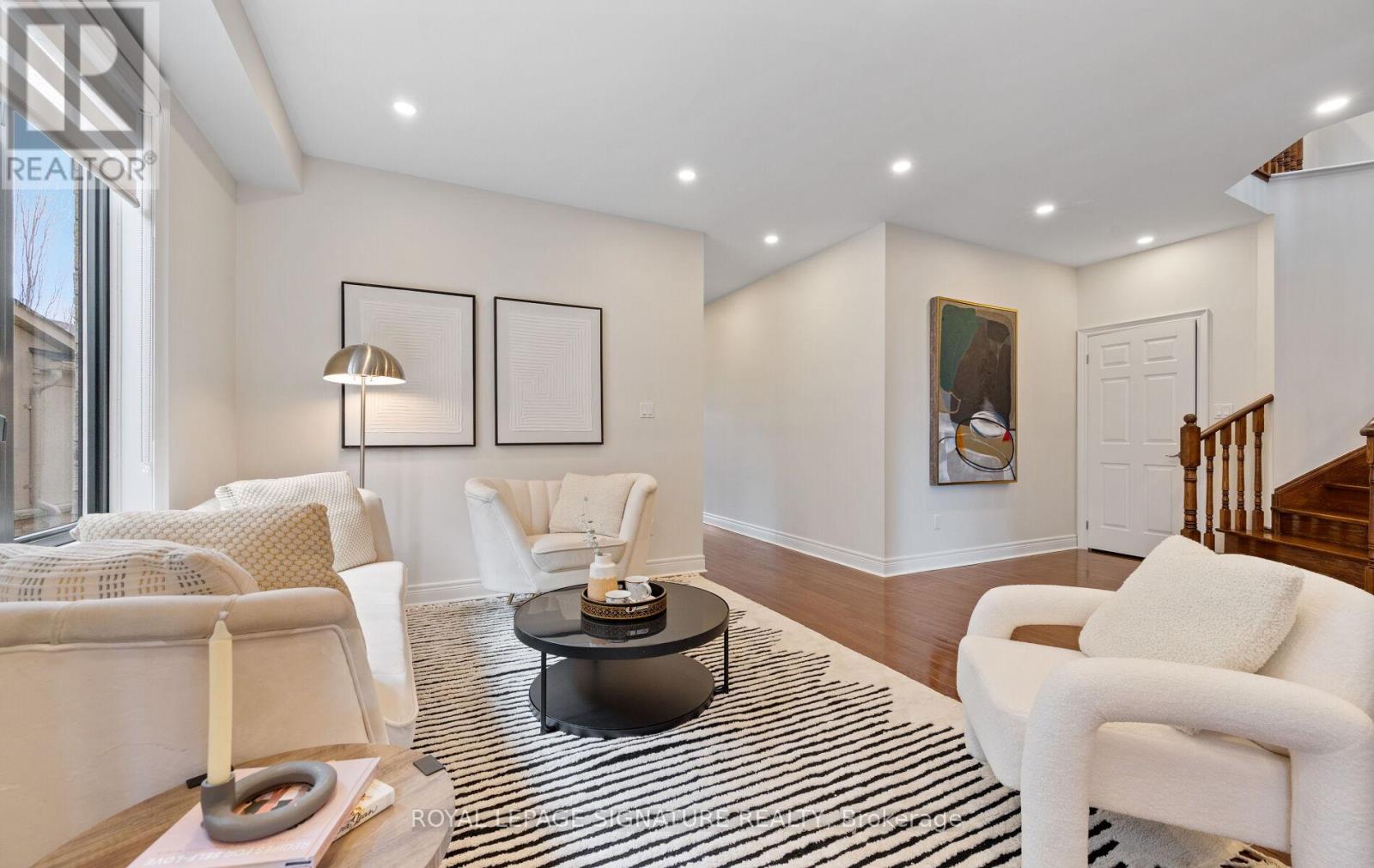 57 Sir Francesco Street, Vaughan, Ontario  L6A 0E6 - Photo 5 - N12960530