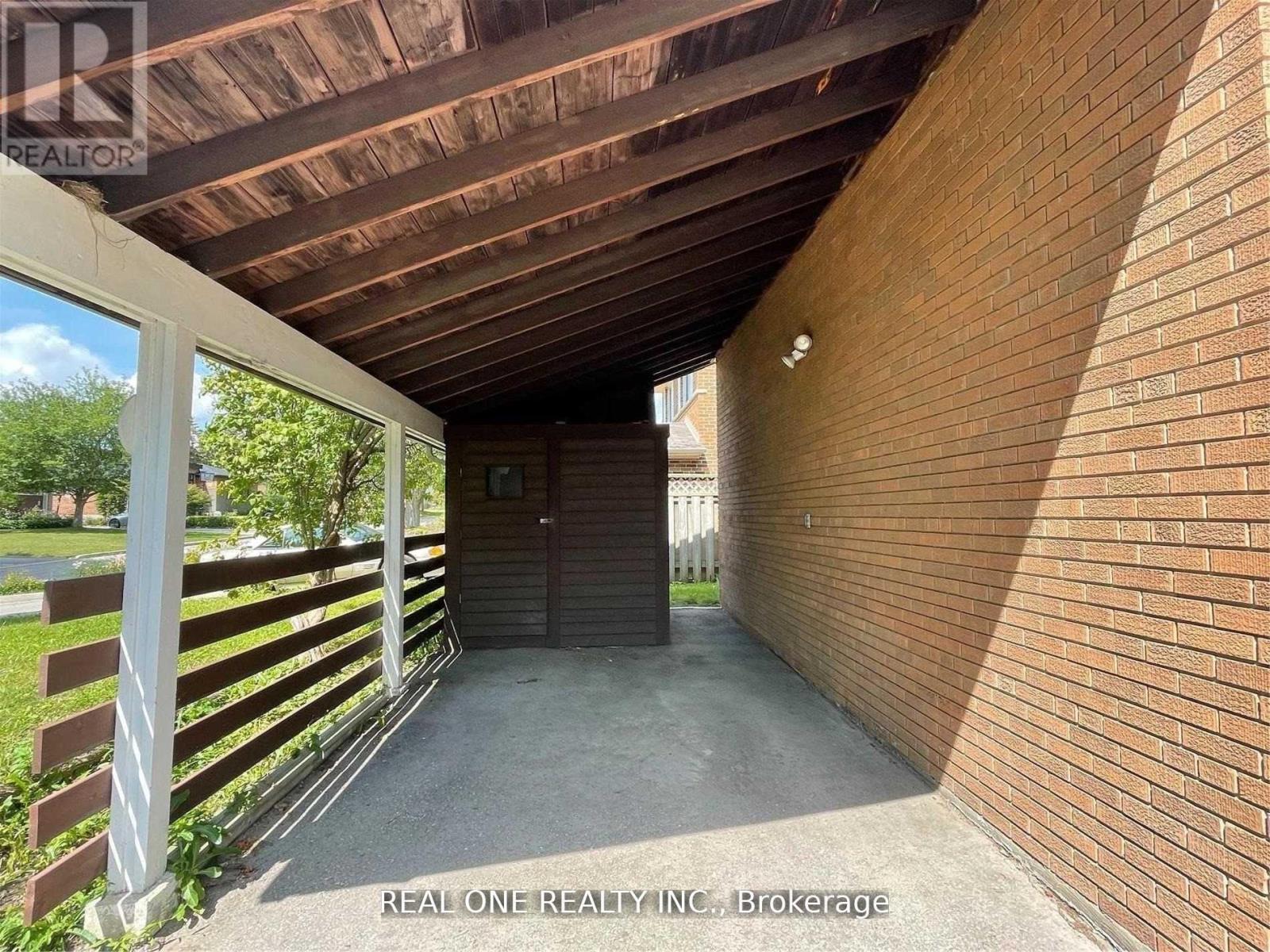 17 Valleycrest Avenue, Markham, Ontario  L3P 1H6 - Photo 2 - N12960594