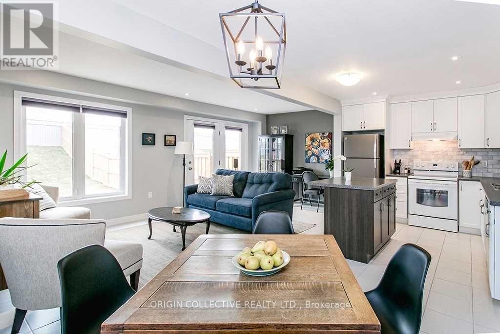 187 Hutchinson Dr, New Tecumseth, New Tecumseth, Ontario  L9R 0P6 - Photo 10 - N12960610