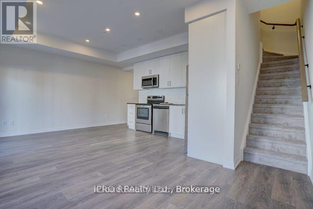 114 - 2635 William Jackson Drive, Pickering, Ontario  L1X 0L2 - Photo 4 - E12947496