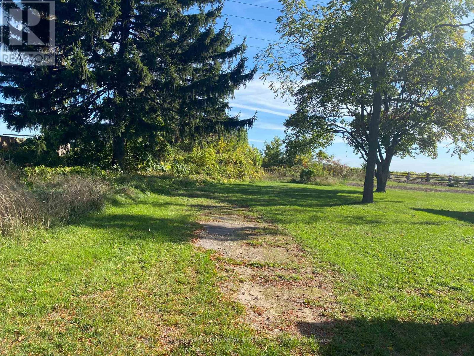 867 Beach Boulevard, Hamilton, Ontario  L8H 6Z5 - Photo 2 - X12663562