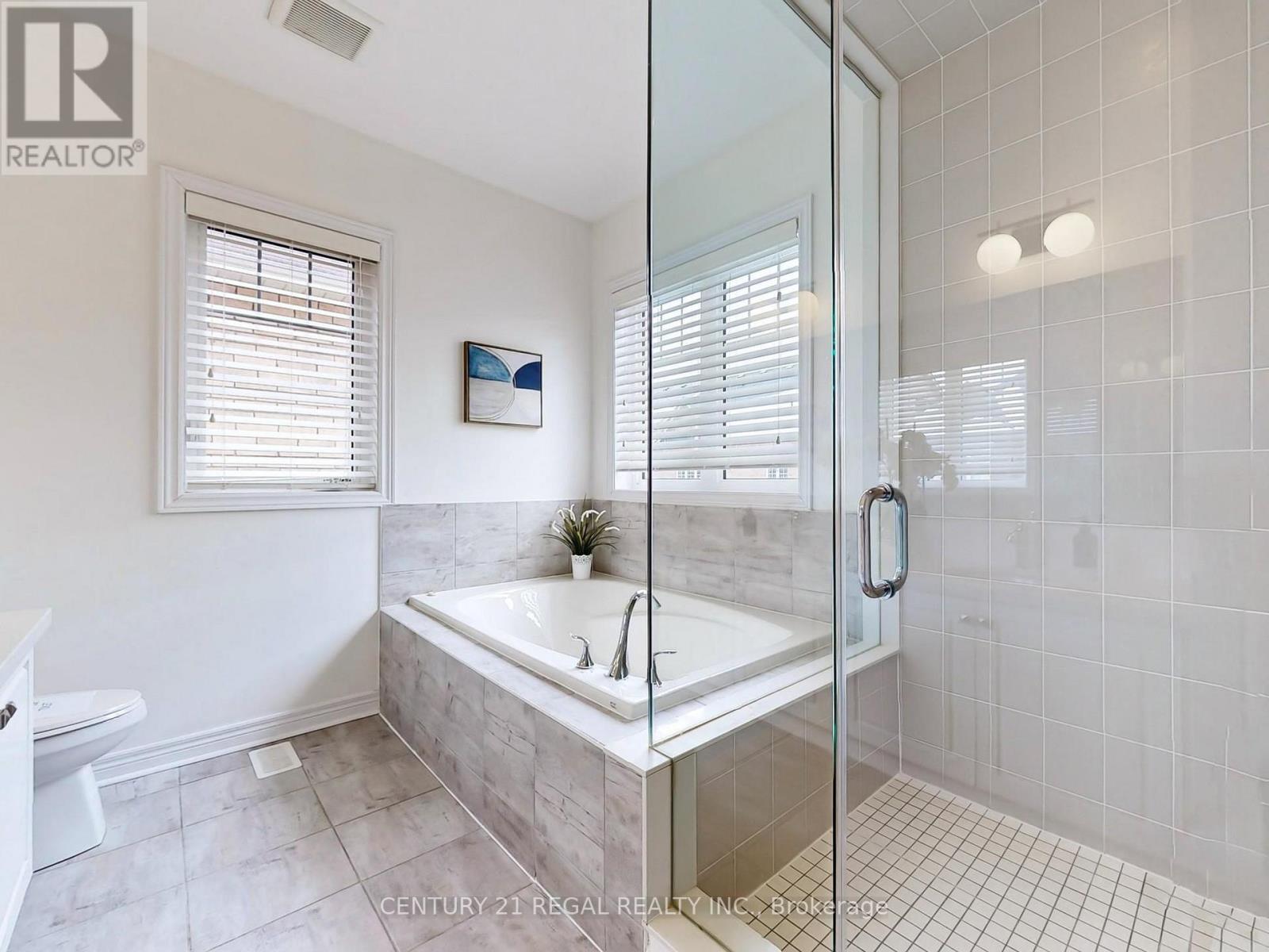 332 John Cramp, Oakville, Ontario  L6M 1P9 - Photo 13 - W12925442