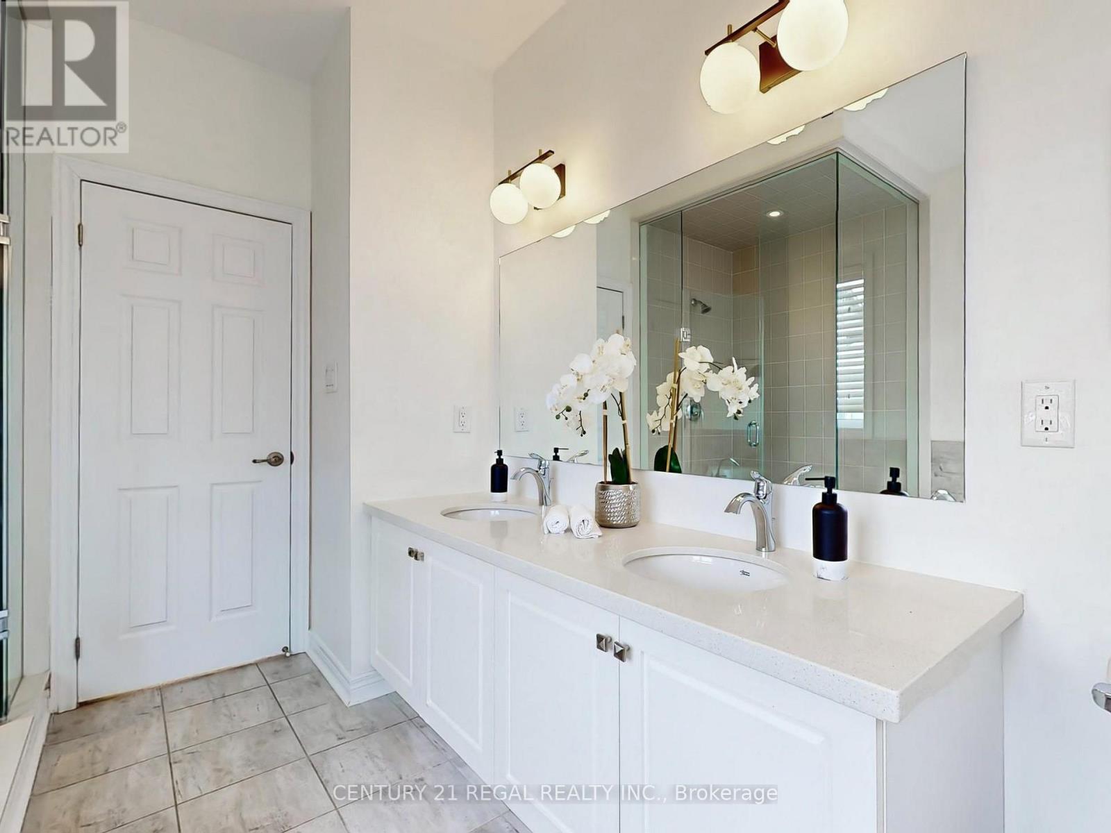 332 John Cramp, Oakville, Ontario  L6M 1P9 - Photo 14 - W12925442