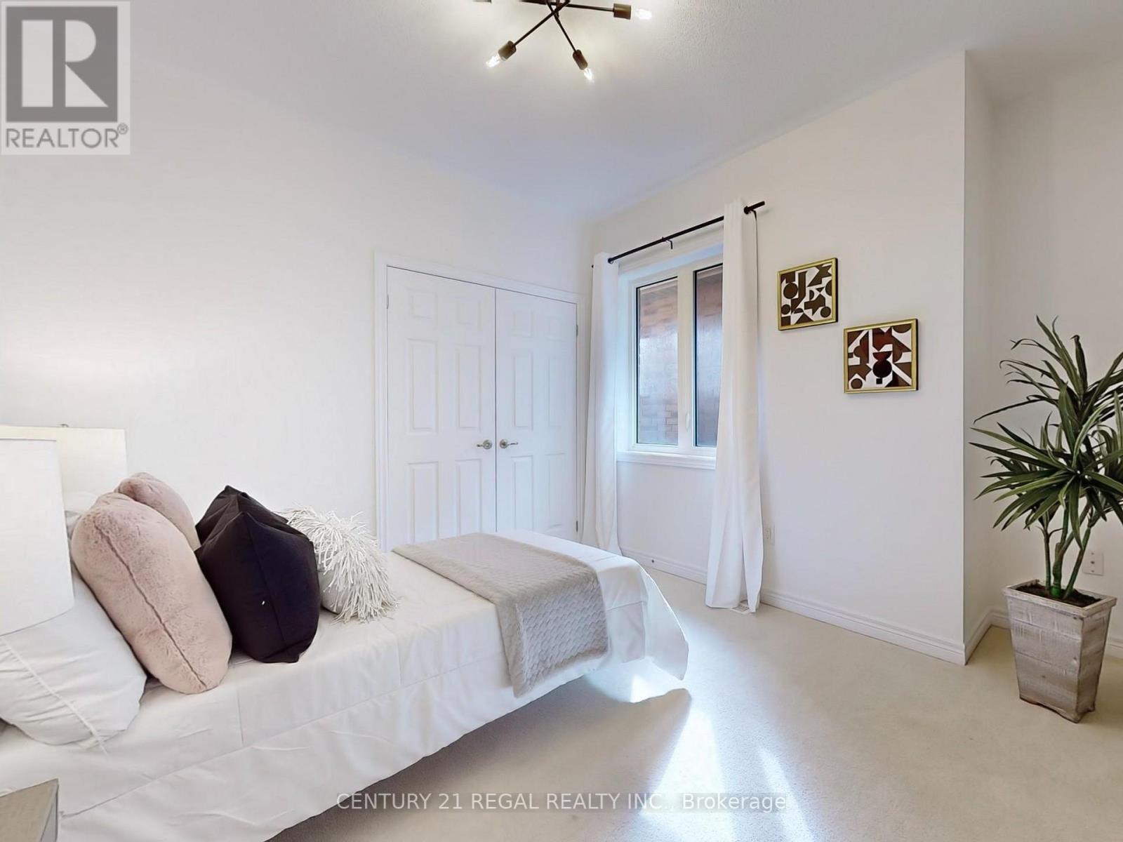 332 John Cramp, Oakville, Ontario  L6M 1P9 - Photo 20 - W12925442