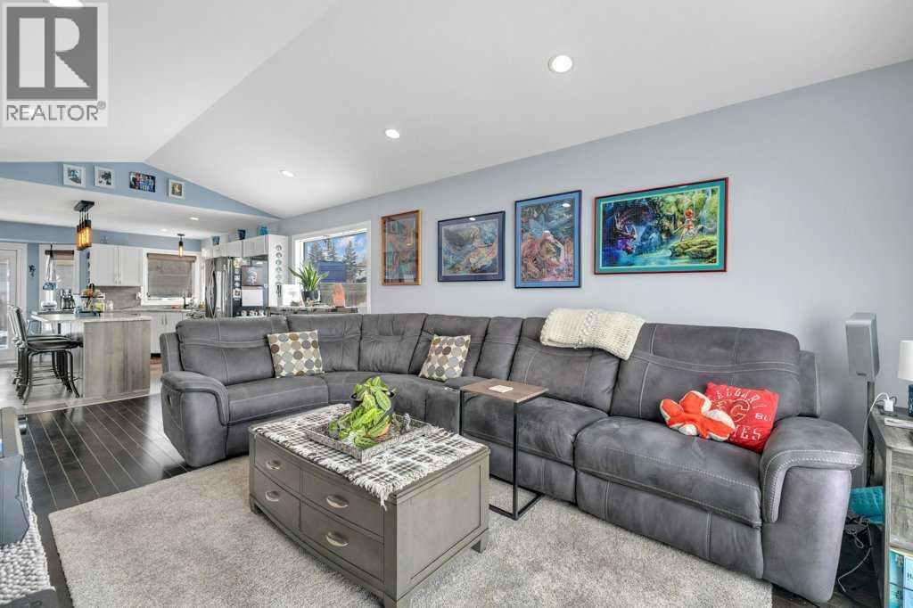 9 Pickering Close, Sylvan Lake, Alberta  T4S 1K2 - Photo 16 - A2288696