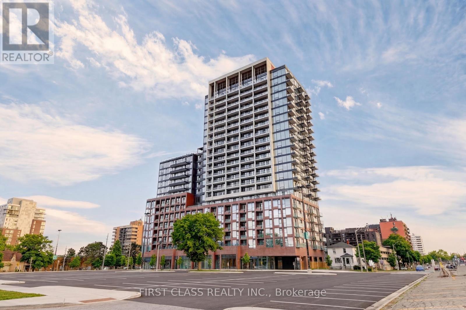 909 - 28 ANN STREET, Mississauga, Ontario