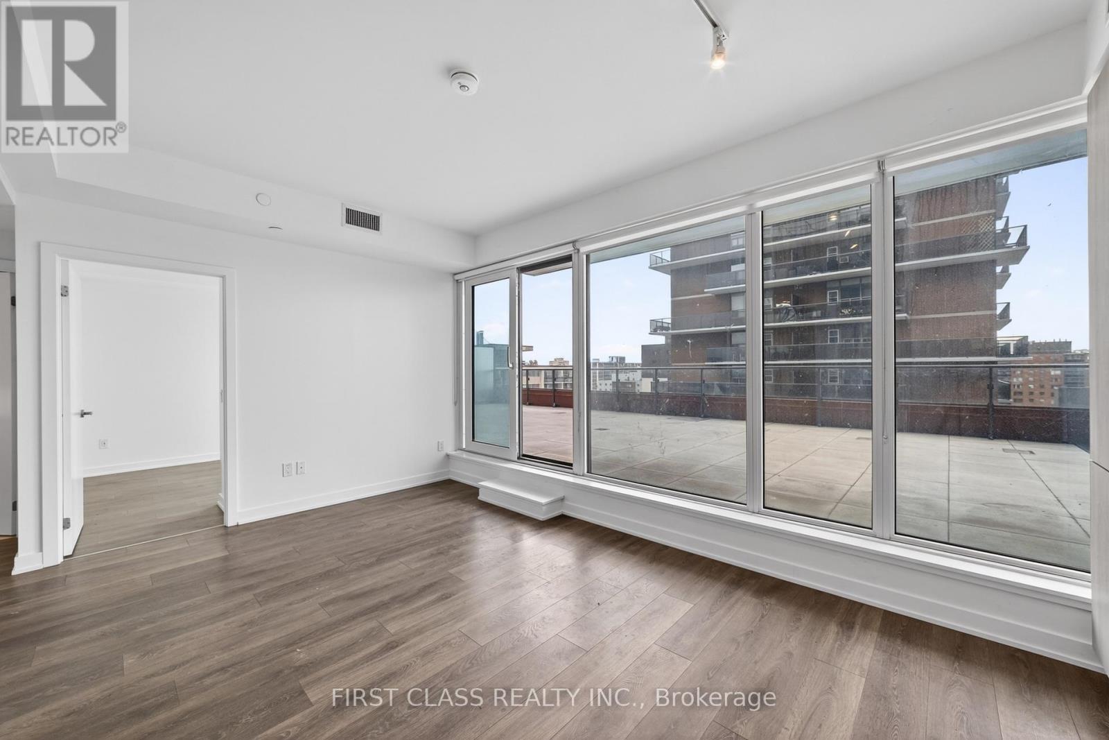 909 - 28 Ann Street, Mississauga, Ontario  L5G 0E1 - Photo 9 - W12960480